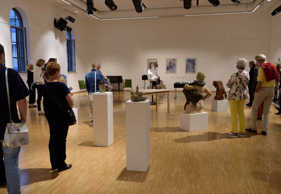 Ausstellungsansicht Impressionen 2021 Gestalten des Mythos, Alte Turnhalle Lohr am Main (4/5)